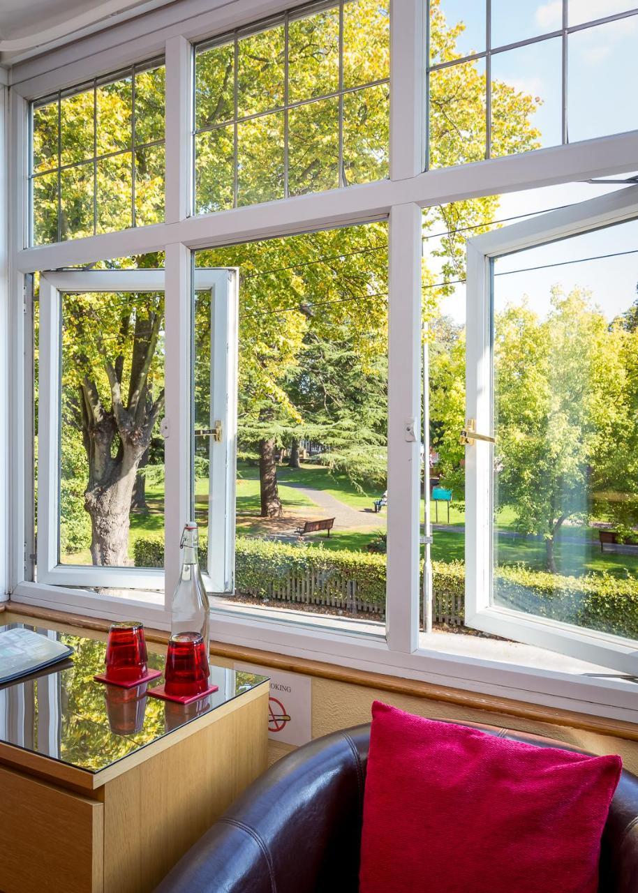 فندق Ashgrove House ستارتفورد أبون آفون المظهر الخارجي الصورة
